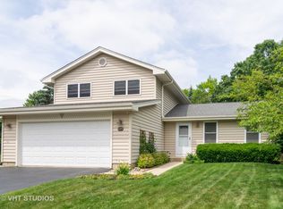 329 Terrace Dr, Bartlett, IL