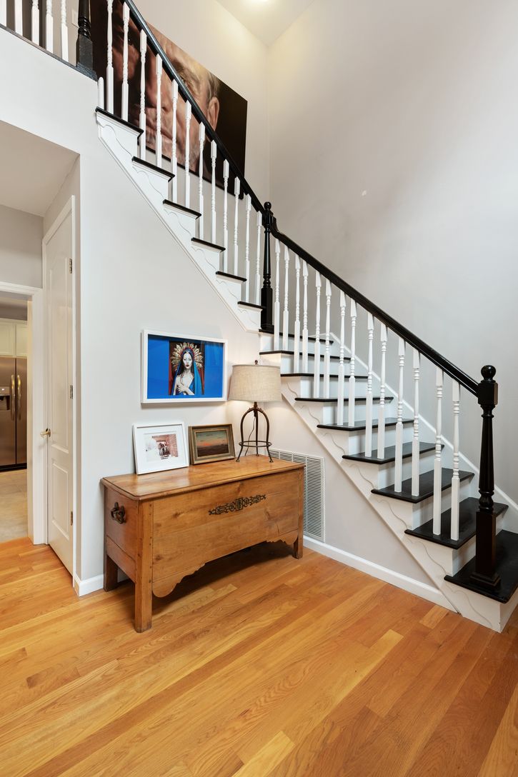  stairway to second level