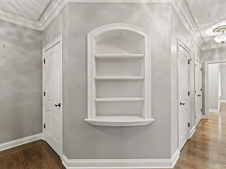 9020 Whisperinghill Dr — Photo 13