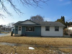 1st image of 1916 S Marion Ave