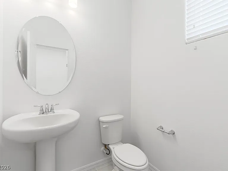 5740 Yellow House St — Photo 4
