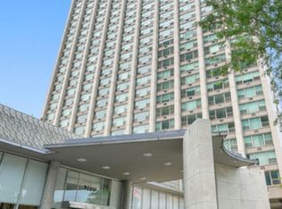 3600 N Lake Shore Dr APT 518, Chicago, IL 60613