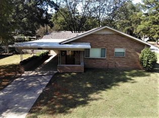 1600 Coker Hampton Dr, Stuttgart, AR 72160