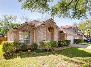 1211 Parrot Trl, Round Rock, TX 78681