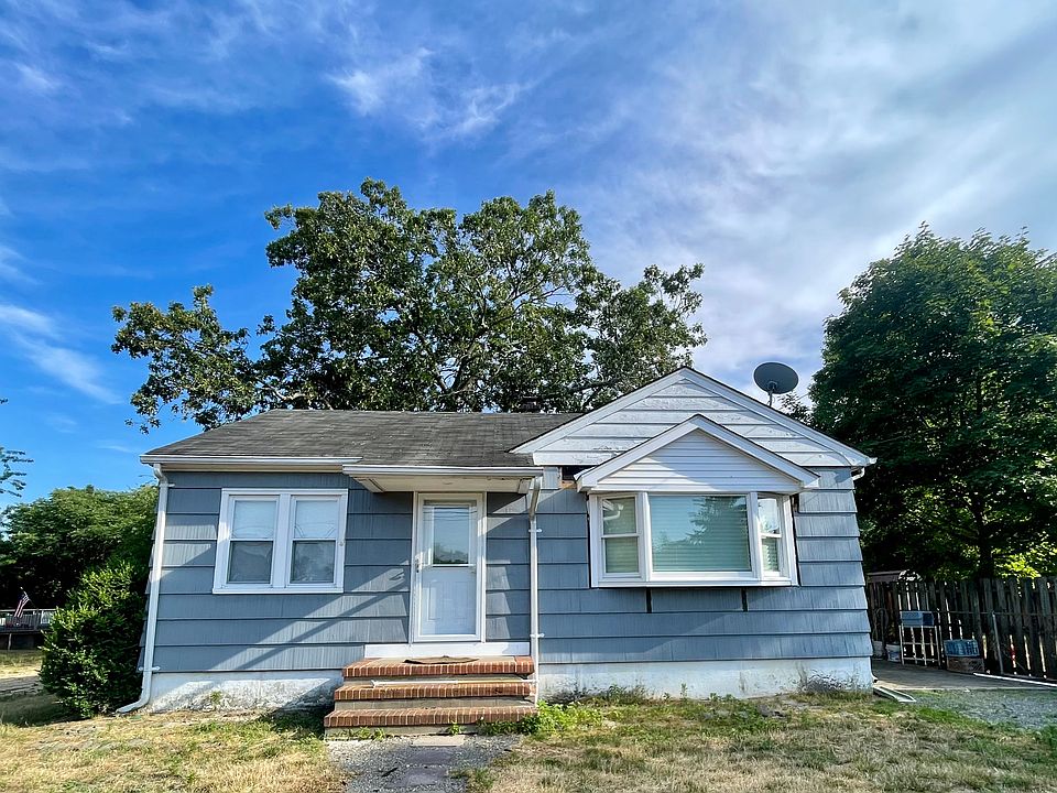 1st image of 418 Cedar St #1