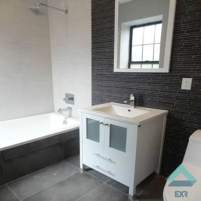 Rented by EXR | media 56