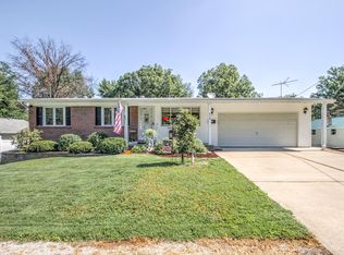 875 Saint Denis St, Florissant, MO 63031