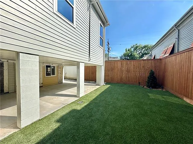 1506 Calhoun St — Photo 20