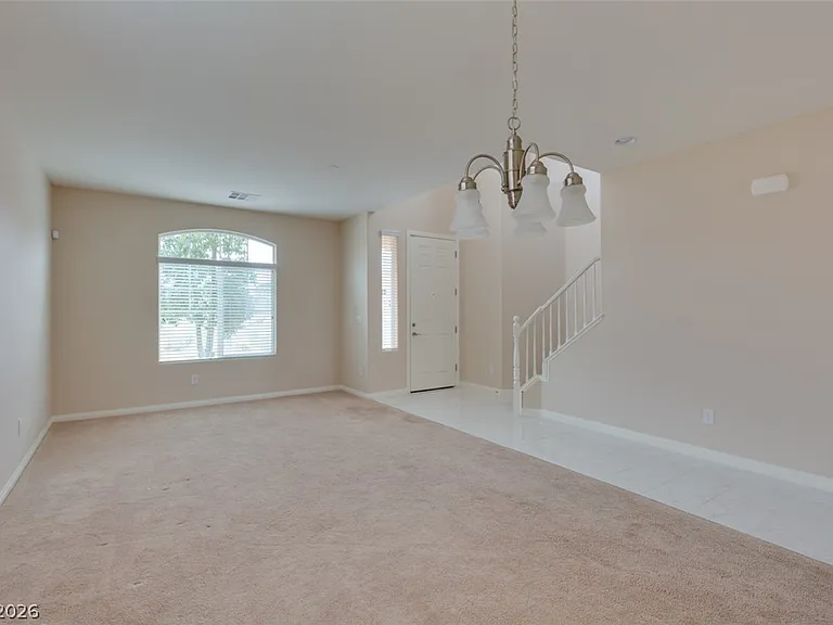 85 Avenza Dr — Photo 6