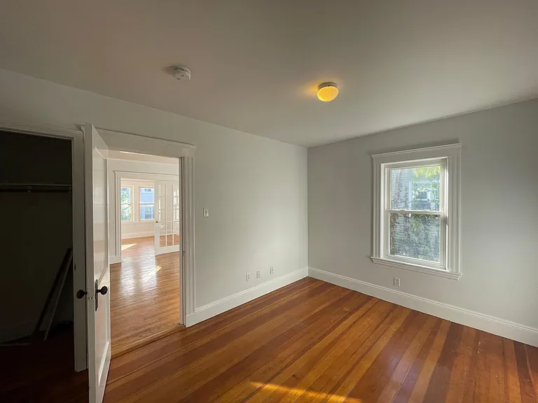 18 Laurel Ter #1 — Photo 9