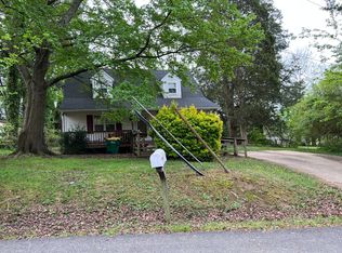 1602 Day St, Hopewell, VA 23860