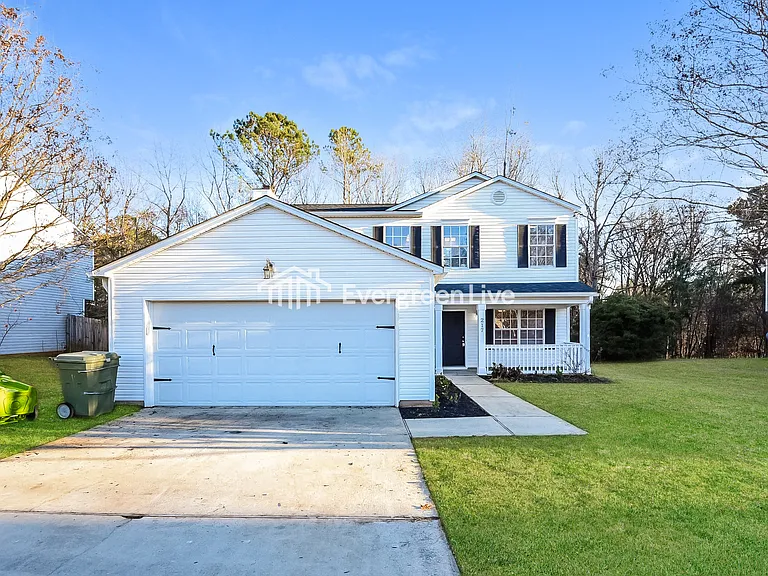 217 Autumn Woods Dr — Photo 1