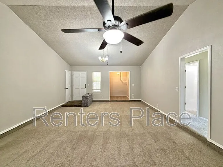 14148 S Poplar Pl — Photo 4