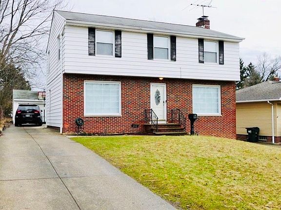 3rd image of 213 Bexley Dr