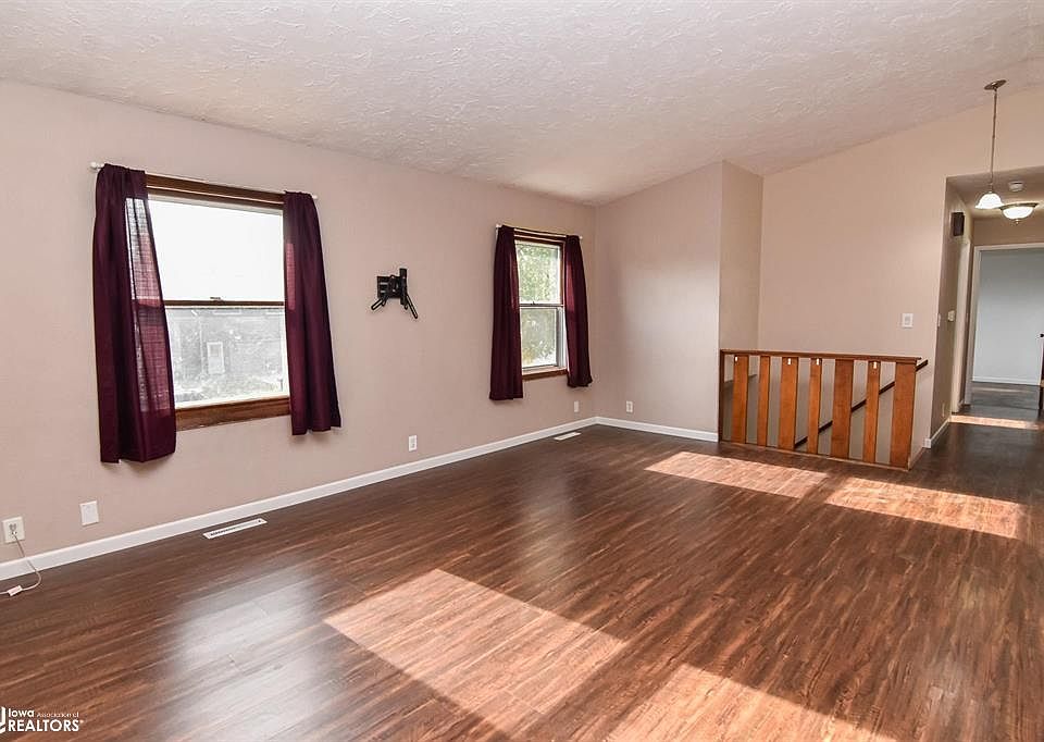 2306 Sugar Creek Ln, Marshalltown, IA 50158 MLS 6311668 Zillow