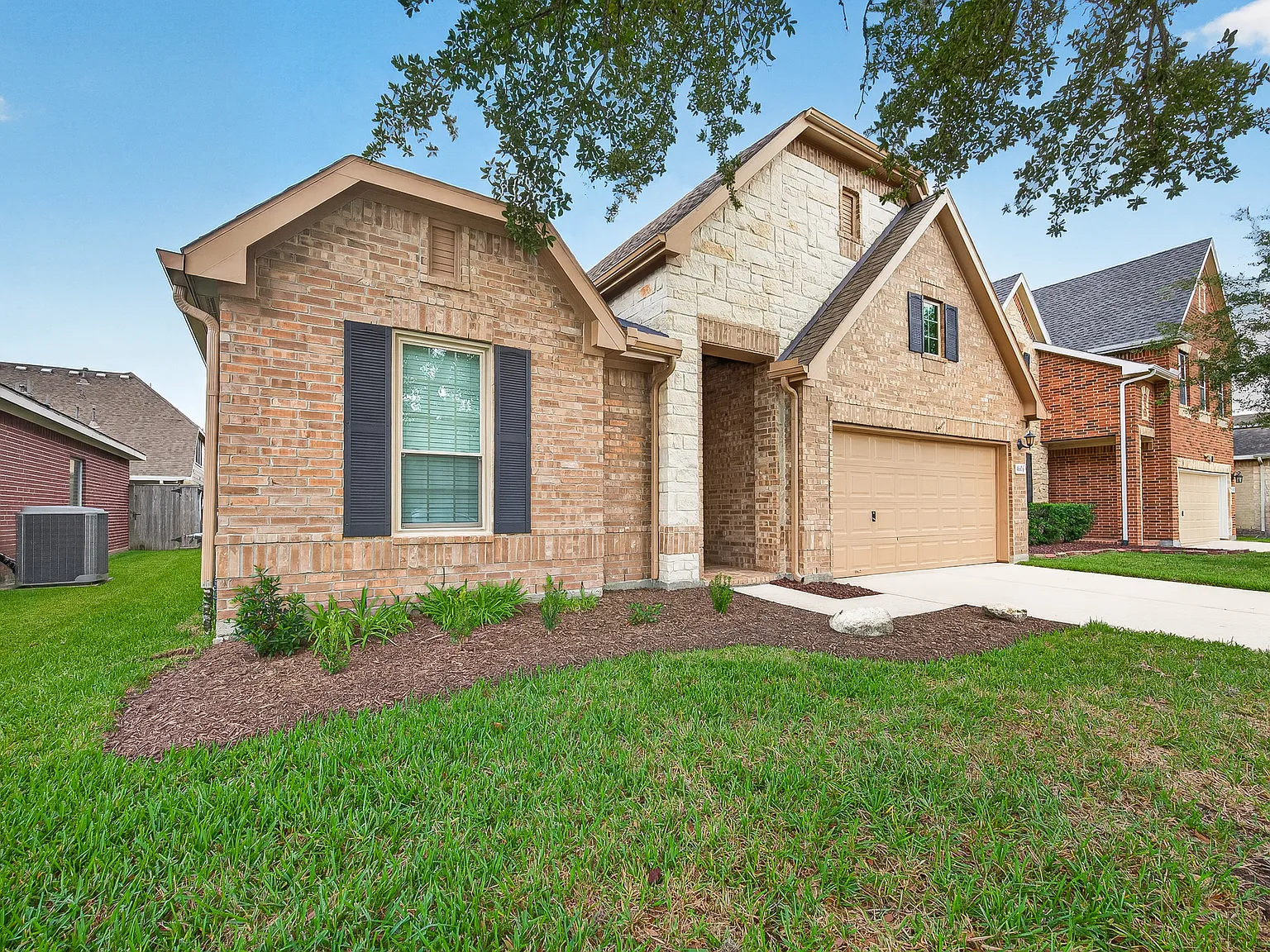4606 E Meadow Drive — Photo 4