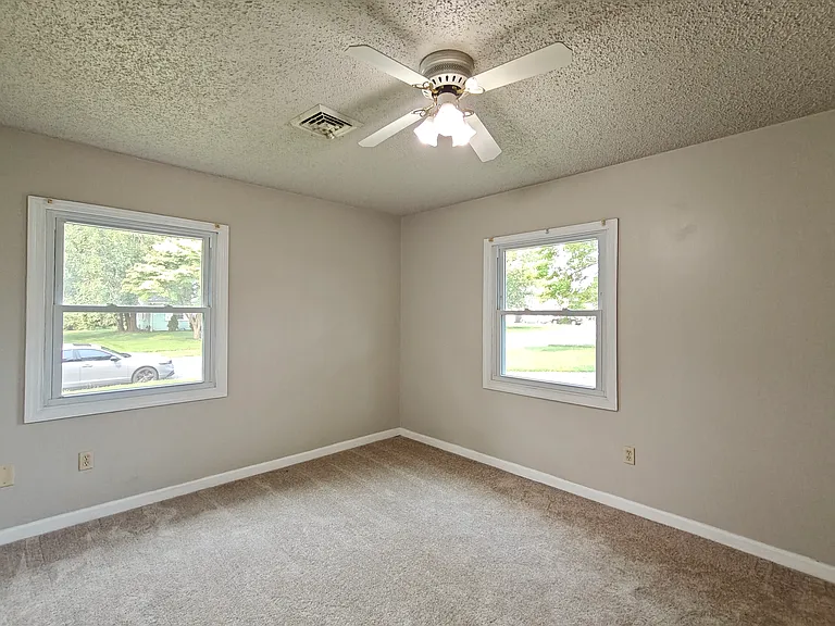 45 Meribrook Cir — Photo 11