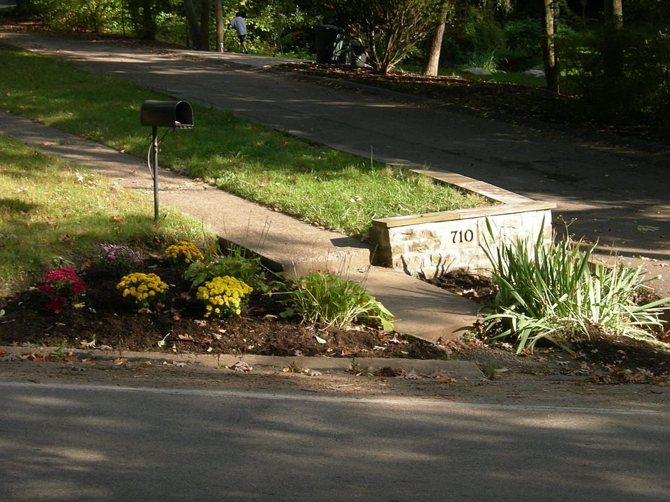 front from curb