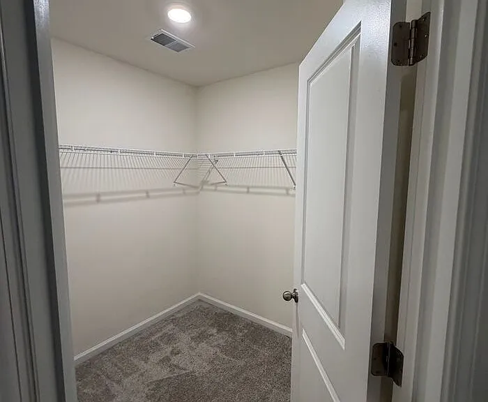 419 Trotters Ln — Photo 13
