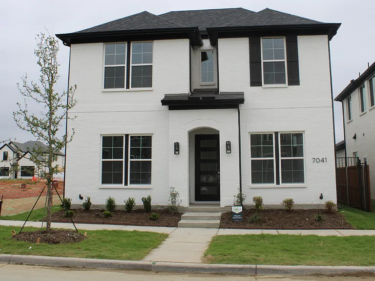 7041 Confetti Ln — Photo 1