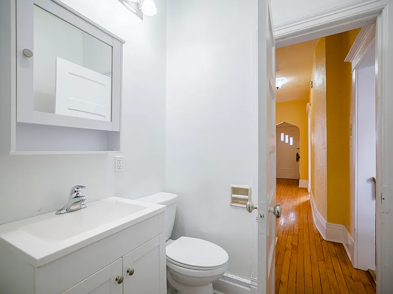 826 Grosvenor Ave #1 — Photo 11