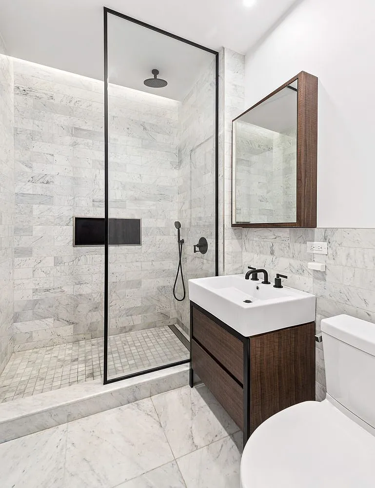 5-33 48th Avenue — Photo 3