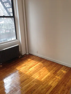 Rented by Peter Ashe | media 9