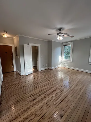 734 Argonne Ave NE Photo 1