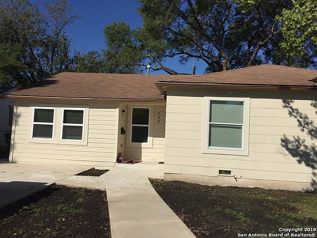 1st image of 539 W Mariposa Dr