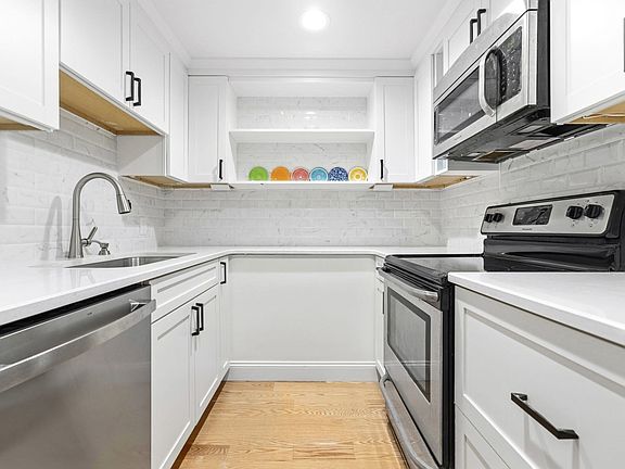 4th image of 90 Worcester St APT 1