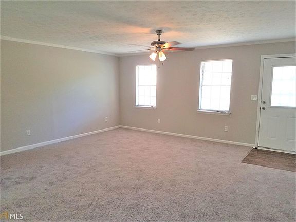 3rd image of 3187 Sunderland Dr