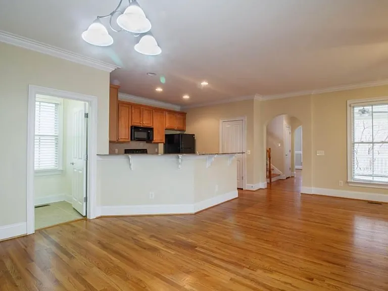 332 Highland Point Dr — Photo 14
