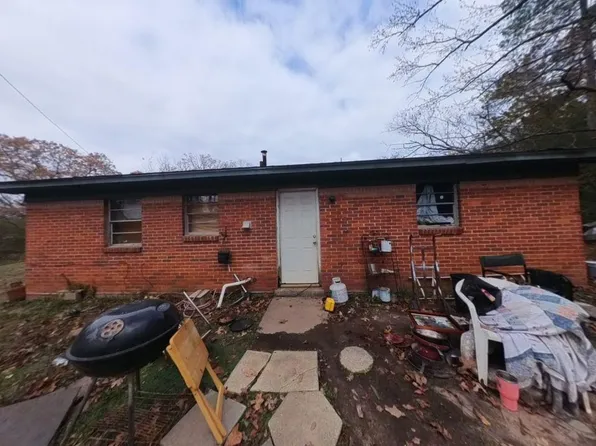 829 Lloyd St, Anniston, AL 36201
