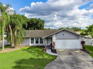1715 Dove Field Pl, Brandon, FL 33510