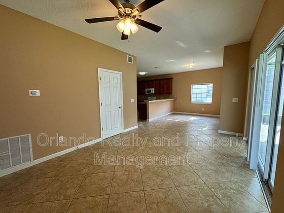 4th image of 448 Westpoint Garden Cir