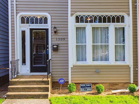 2nd image of 1309 Oakwood Ave