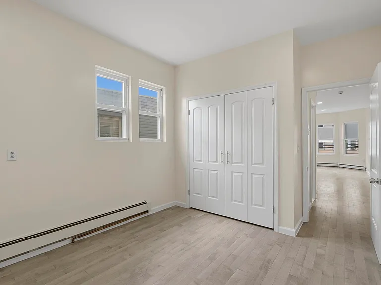 290 Grant Ave #2 — Photo 6