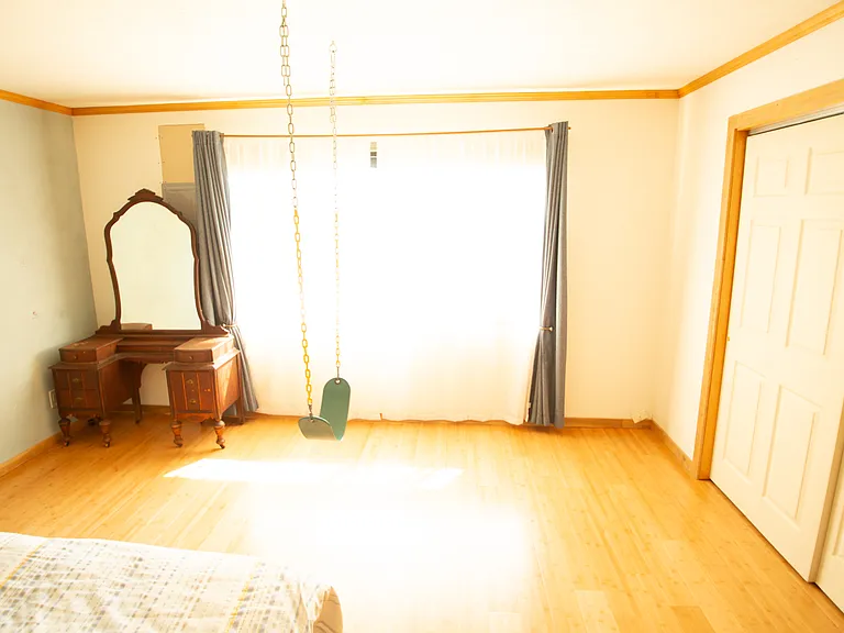 1281 E Anderson Rd — Photo 34