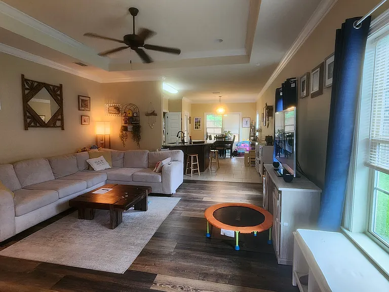 858 Linlen Ave — Photo 10