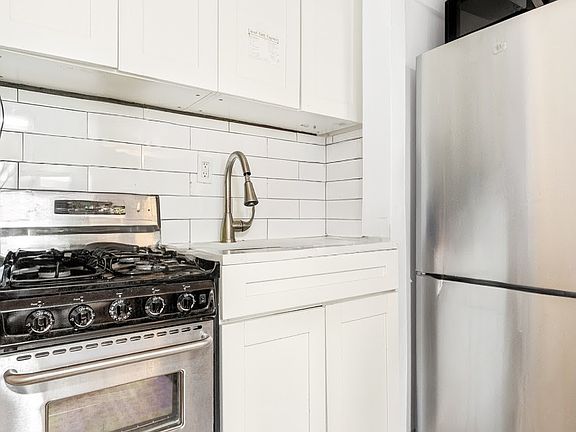 5th image of 307 W 29th St APT 4B
