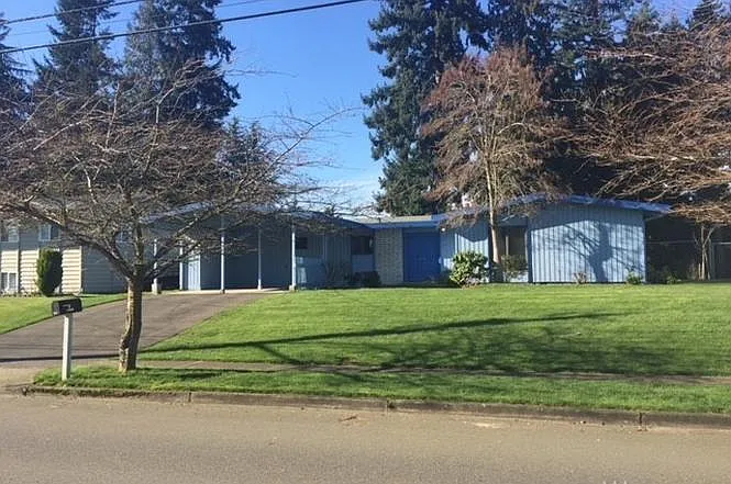 30827 21st Ave SW — Photo 2