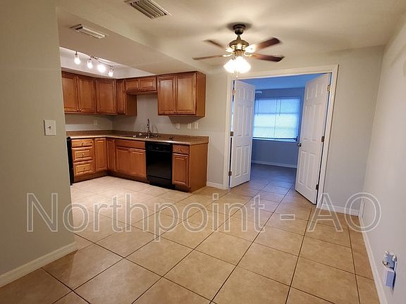 3rd image of 3307 Ottway Dr