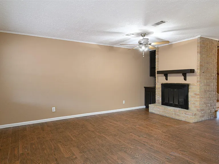20339 Fieldtree Dr — Photo 4
