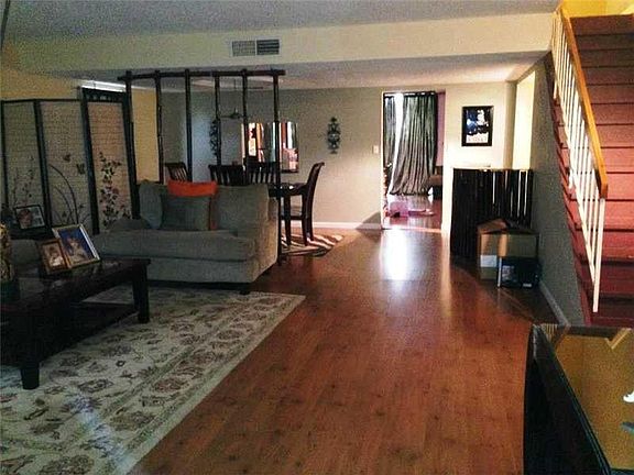 2nd image of 20607 NE 6th Ct