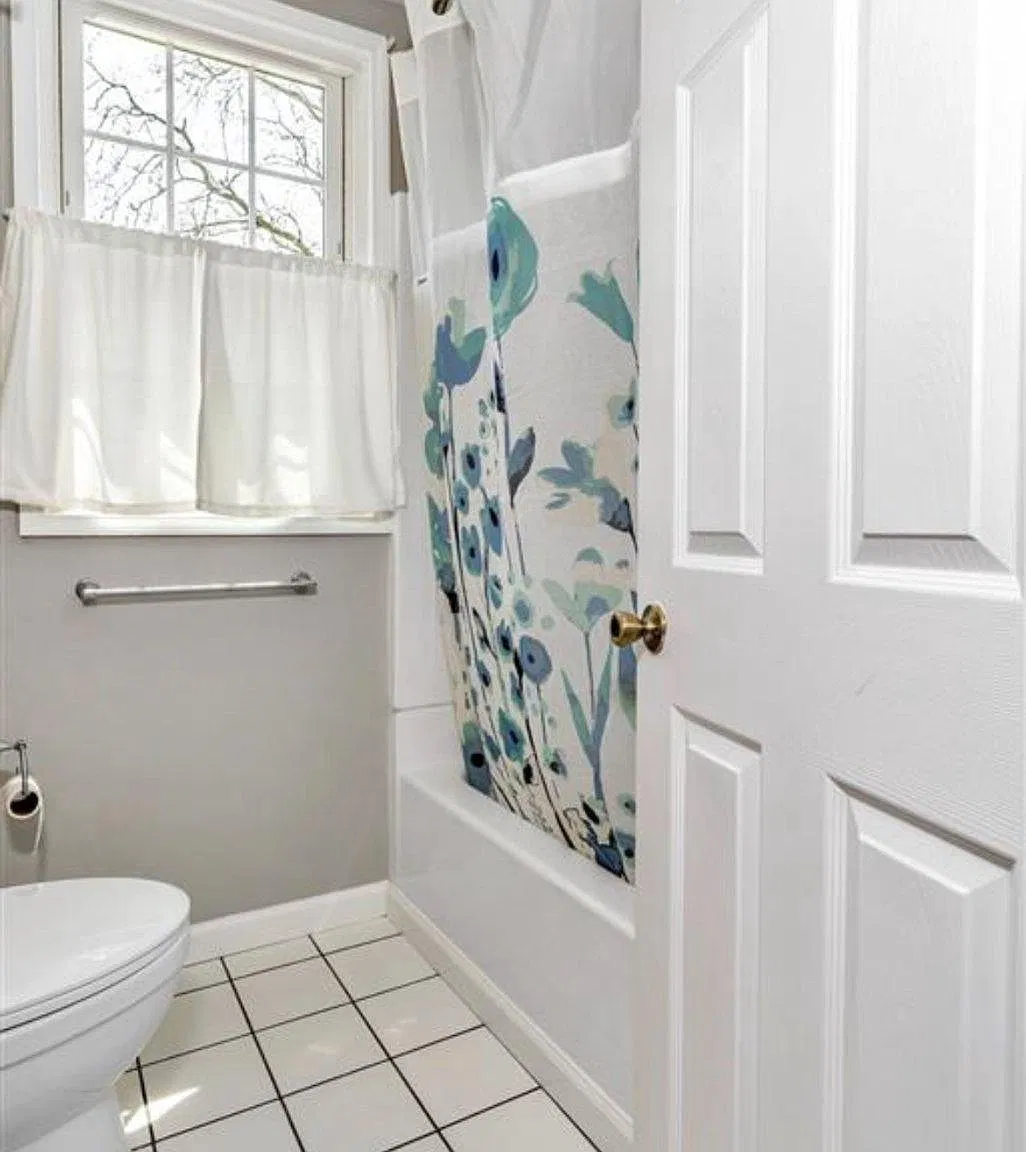 3 bed, 1.5 bath, 1675 sqft, $2,600 — Photo 4