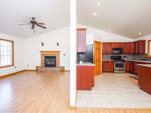 VIEW FROM THE DINING AREA! OPEN CONCEPT