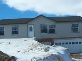 4390 Crestfield Ave, Gillette, WY 82718