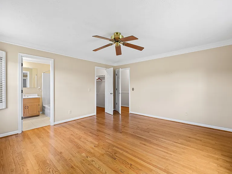 4330 Ridge Rd — Photo 11