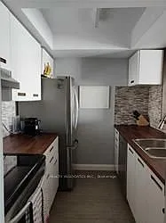 99 Harbour Sq #2604 — Photo 4