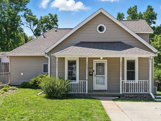6327 Wirt St, Omaha, NE 68104